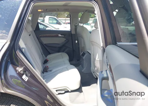 2015 Audi Q5 2.0T Premium z USA, uszkodzony, nr VIN WA1LFAFP7FA026288